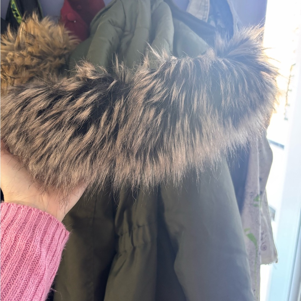 Point Zero fur coat - Picture 8 of 8